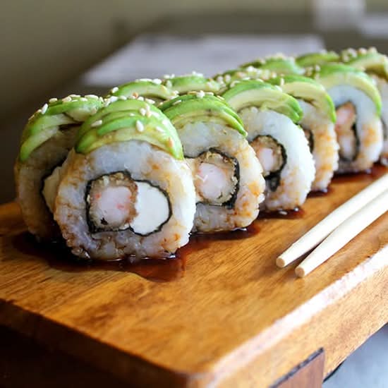 Avocado Maki 牛油果正卷 6 pcs